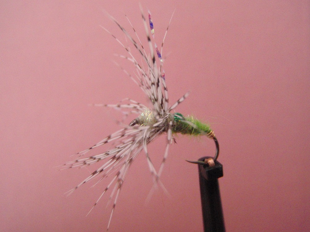 Tenkara Caddis Emerger V1 tyed by Misako Ishimura